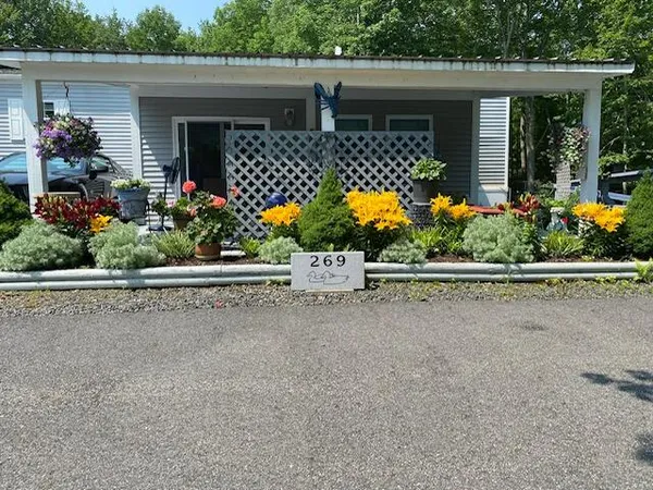 $260,000 | 269 East Side Drive, Verona Island, ME 04416