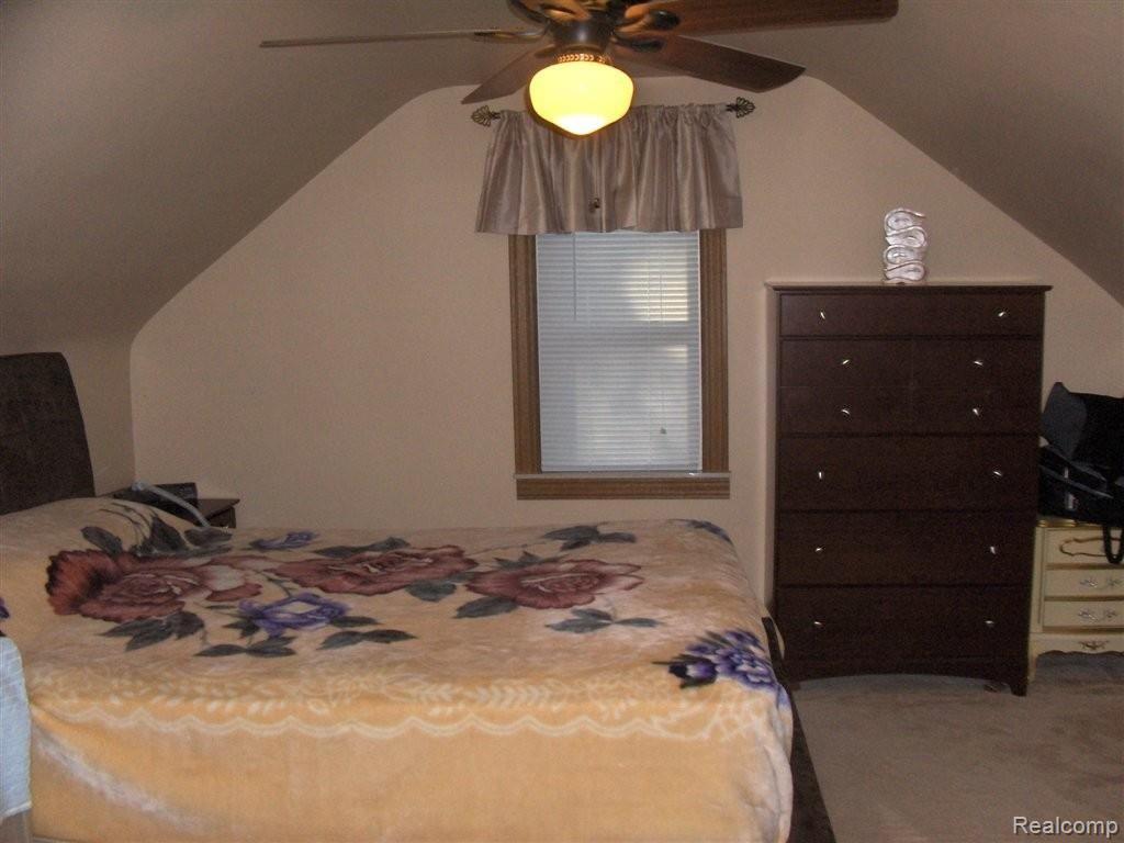 26198 Superior Road Taylor, MI 48180 - Photo 14 of 19 Upstairs Bedroom