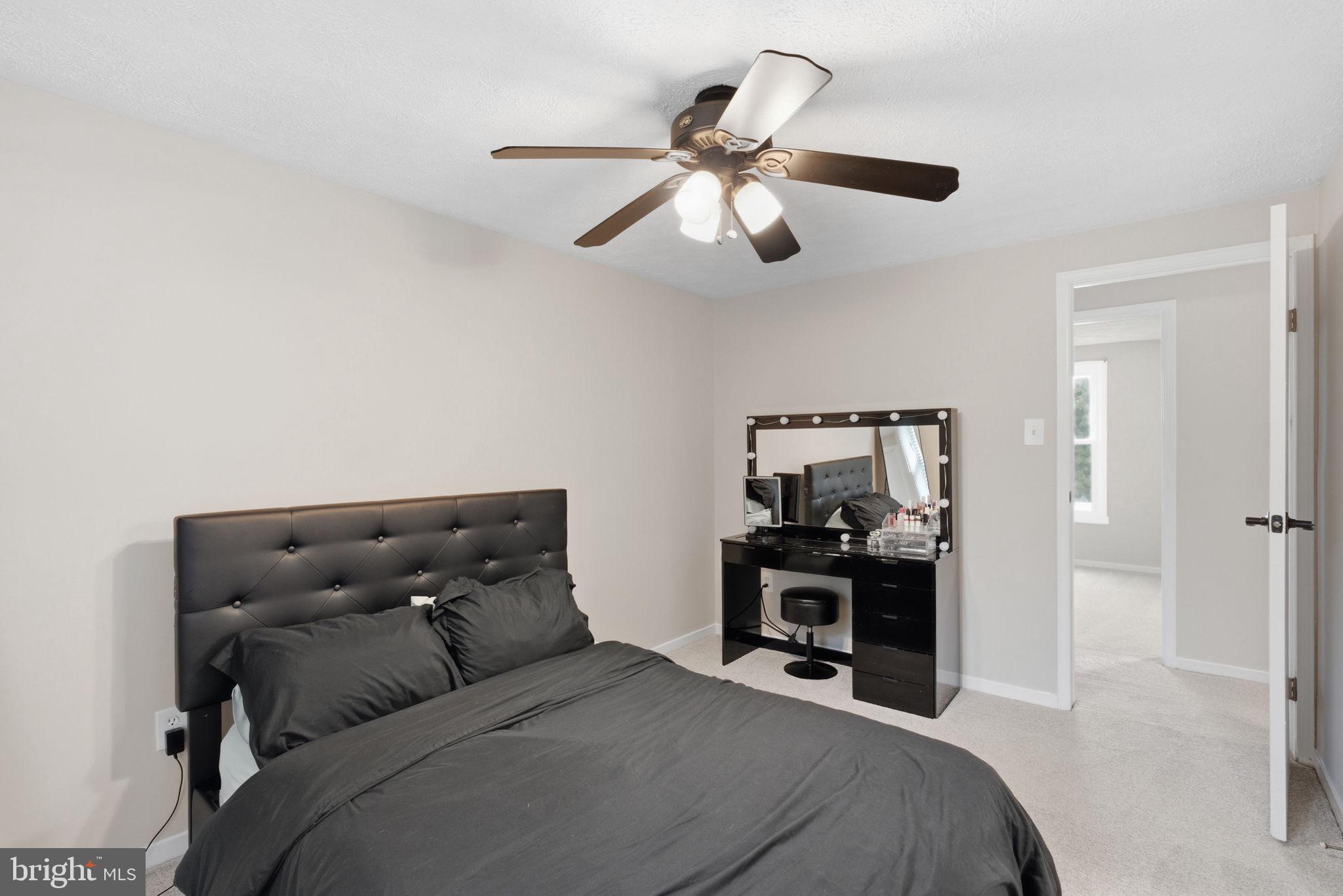 40 Towns Court Rosedale, MD 21237 - Photo 25 of 41 Bedroom 2
