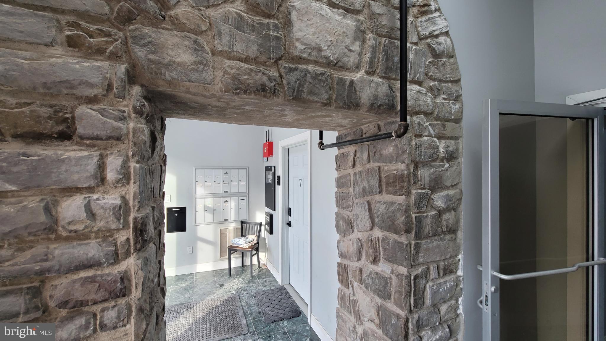 1729 Centre Avenue, Unit 10 Reading, PA 19601 - Photo 3 of 30