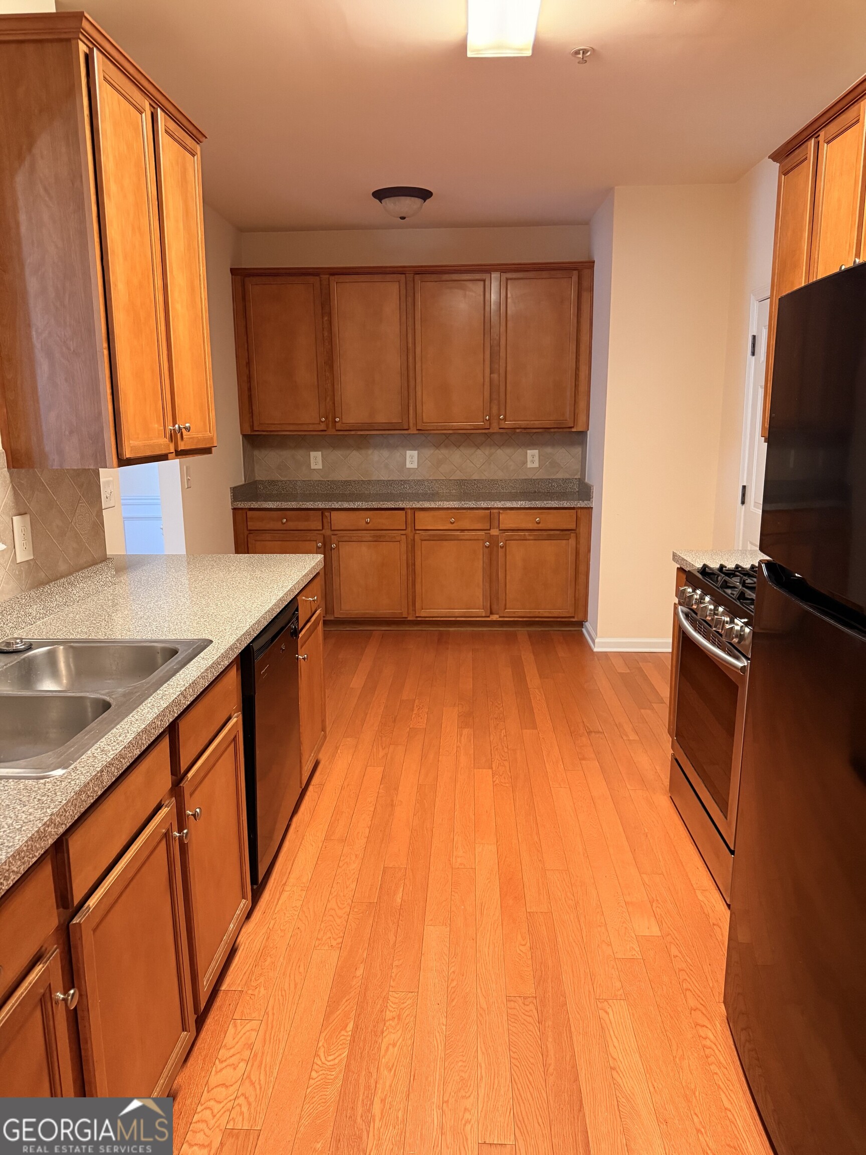 981 Brownstone Lane Southwest, Unit 17 Marietta, GA 30064 - Photo 25 of 33