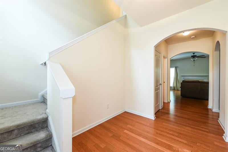 981 Brownstone Lane Southwest, Unit 17 Marietta, GA 30064 - Photo 5 of 33