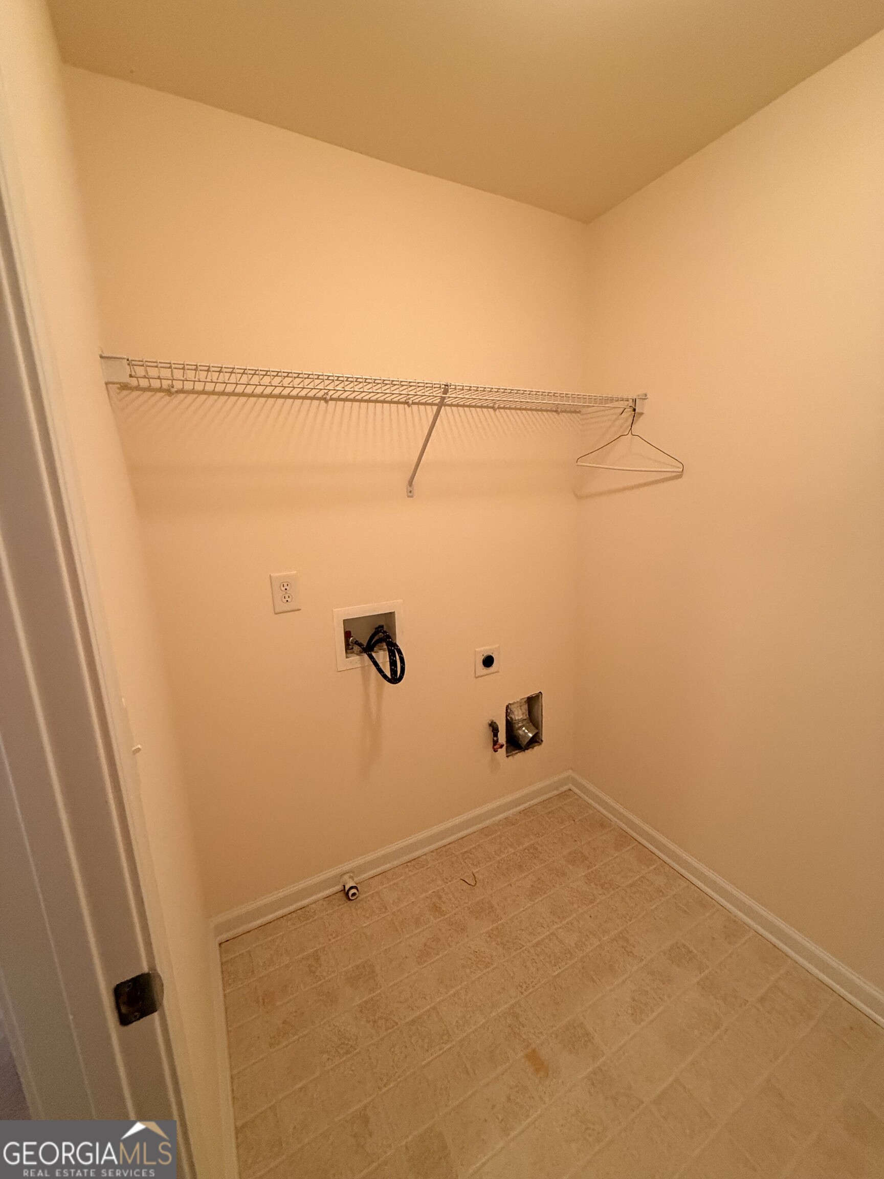 981 Brownstone Lane Southwest, Unit 17 Marietta, GA 30064 - Photo 6 of 33