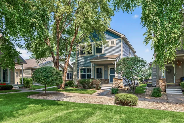 $269,000 | 2907 86th Lane North, Brooklyn Park, MN 55443