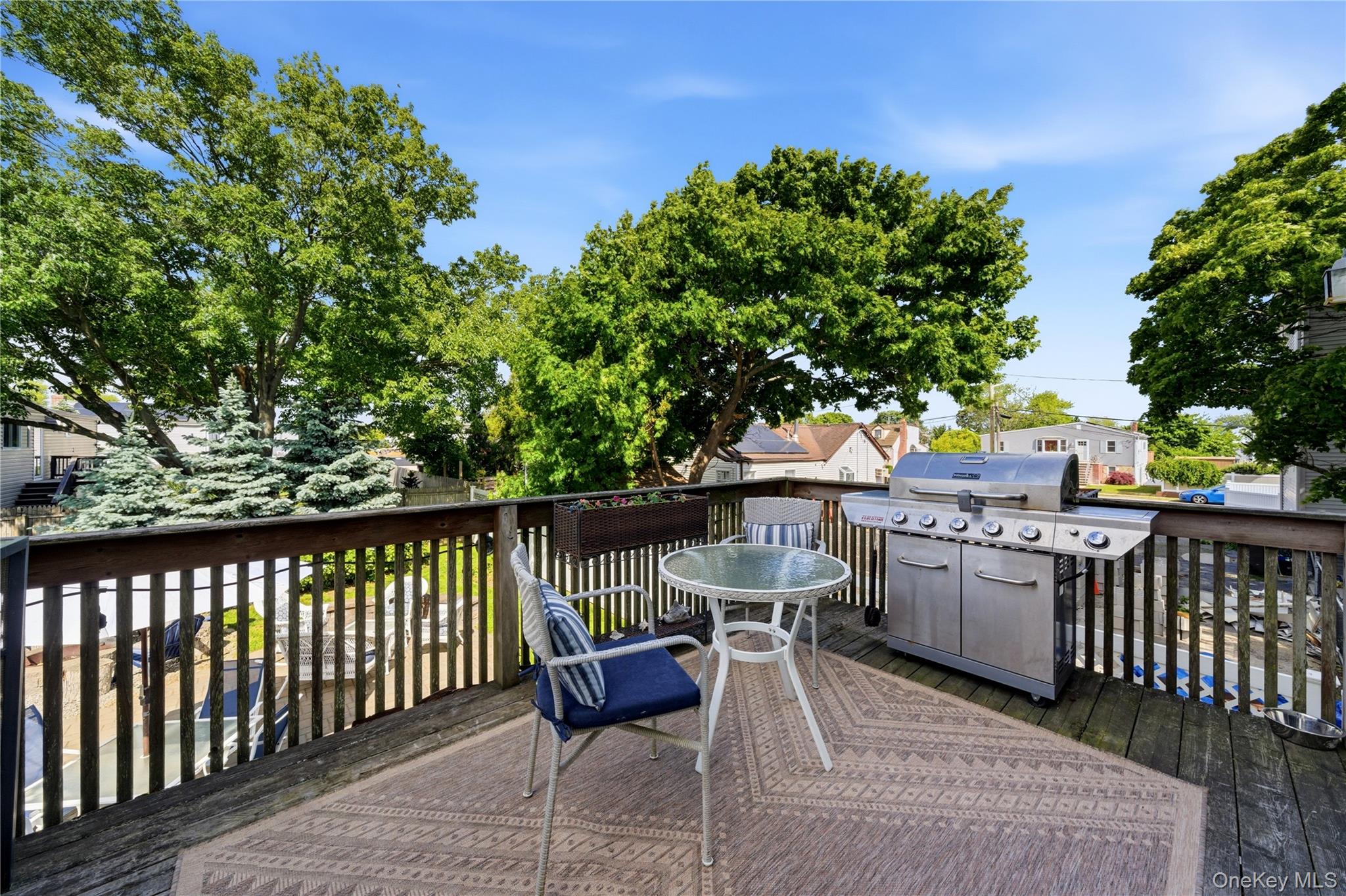 107 East Shore Road Lindenhurst, NY 11757 - Photo 35 of 36