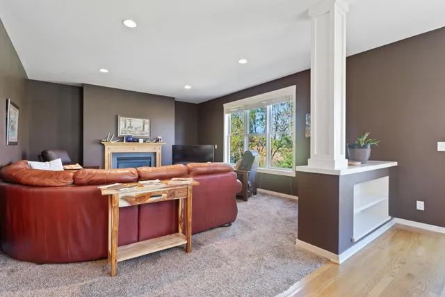 $615,000 | 11446 Balsam Way, Woodbury, MN 55129