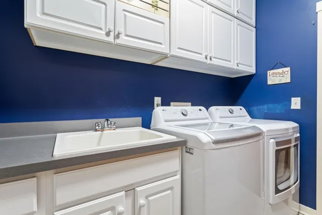 $615,000 | 11446 Balsam Way, Woodbury, MN 55129