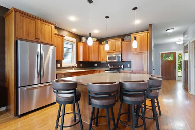 $615,000 | 11446 Balsam Way, Woodbury, MN 55129