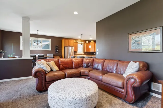 $615,000 | 11446 Balsam Way, Woodbury, MN 55129