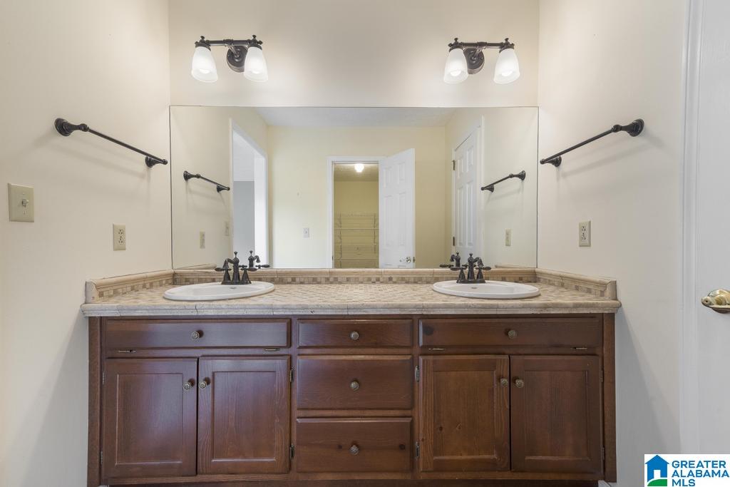 884 Springmeadow Drive Gardendale, AL 35071 - Photo 26 of 64