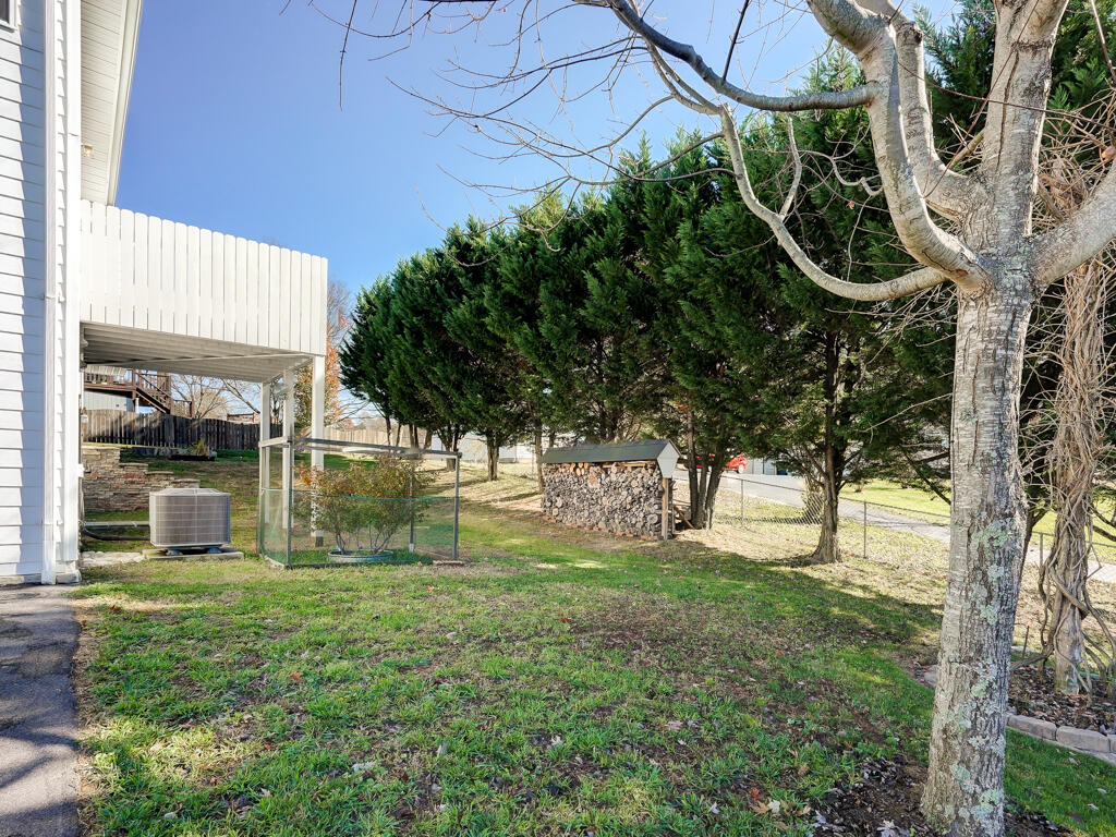 167 Azalea Ridge Johnson City, TN 37601 - Photo 7 of 48 167 Azalea Ridge MLS007 (1)