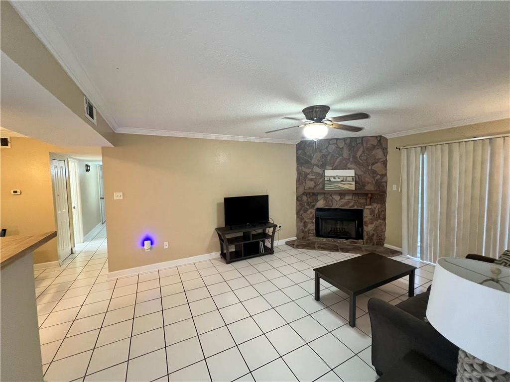 732 Village Road, Unit C Kenner, LA 70065 - Photo 7 of 19 Gallery Image 7