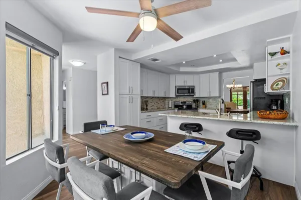 $989,000 | 76919 Calle Mazatlan, La Quinta, CA 92253