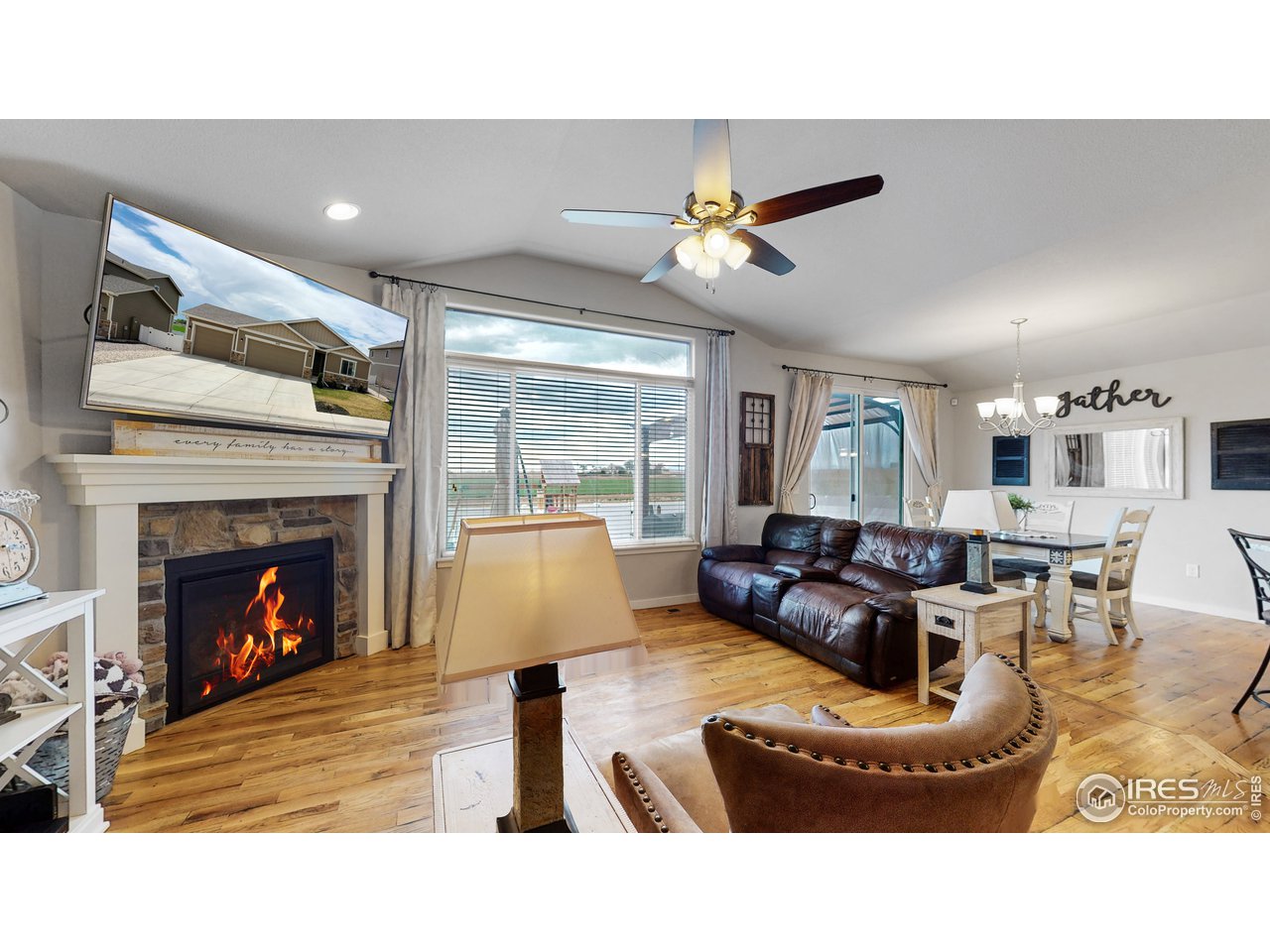 Great natural lighting, open concept