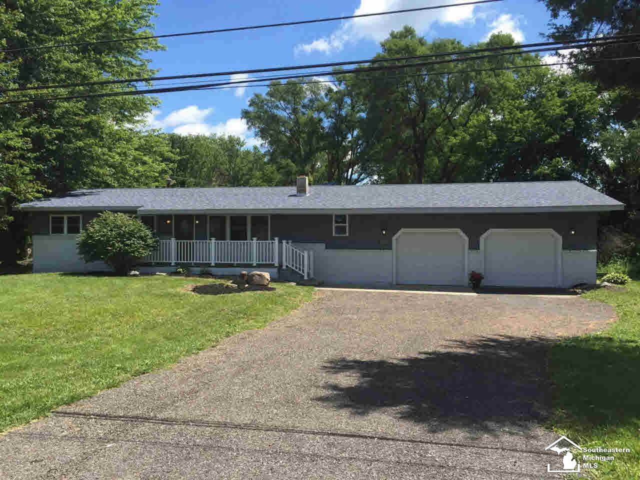 2566 North Raisinville Road Monroe, MI 48162 - Photo 1 of 15 Gallery Image 1