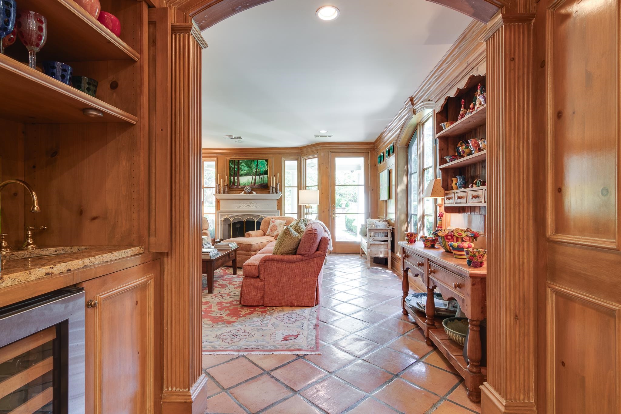 54 South Rose Road Memphis, TN 38117 - Photo 39 of 40 a reading room with furniture a large window and bookshelf