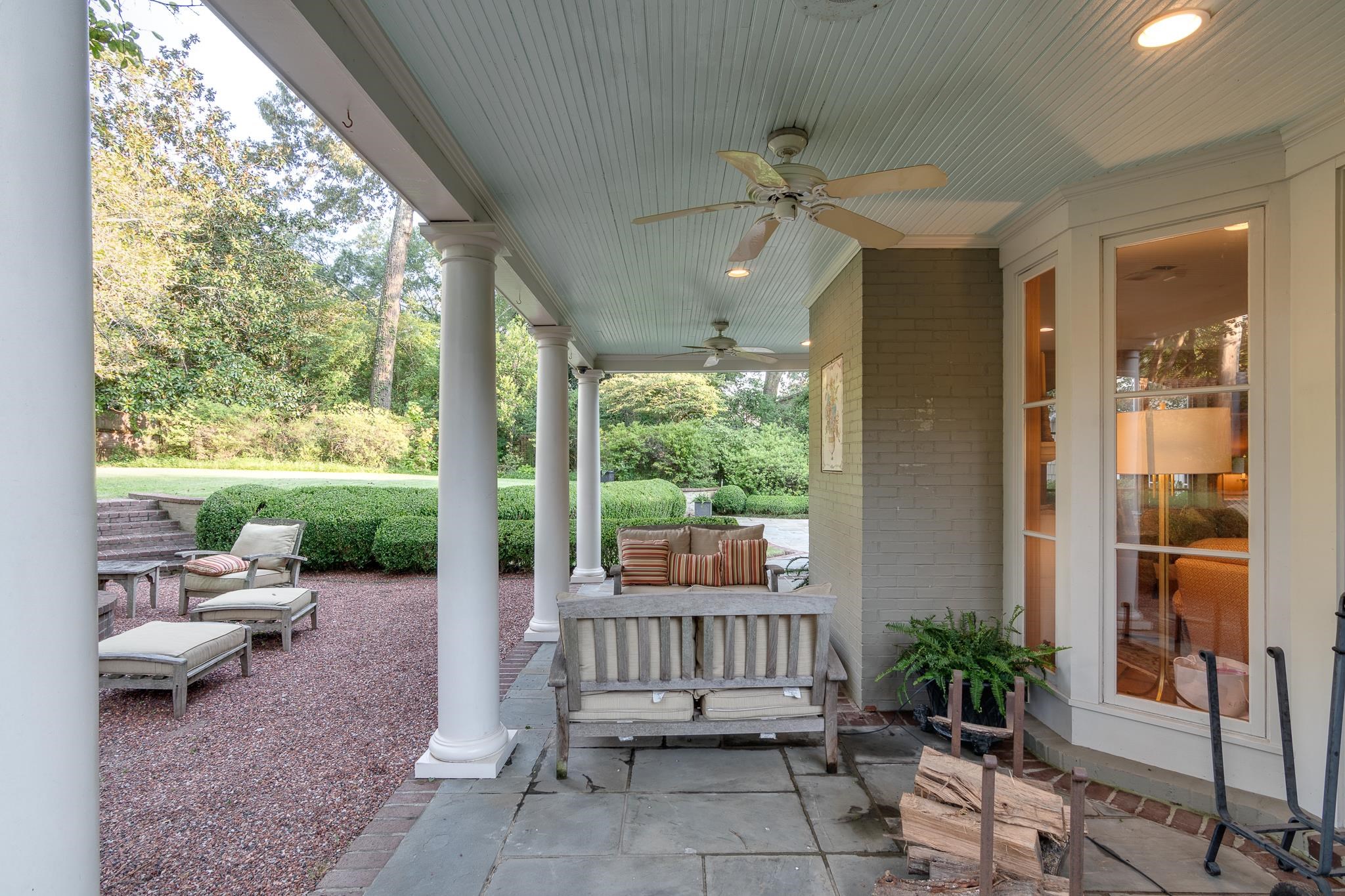 54 South Rose Road Memphis, TN 38117 - Photo 5 of 40 a view of a porch with furniture and garden