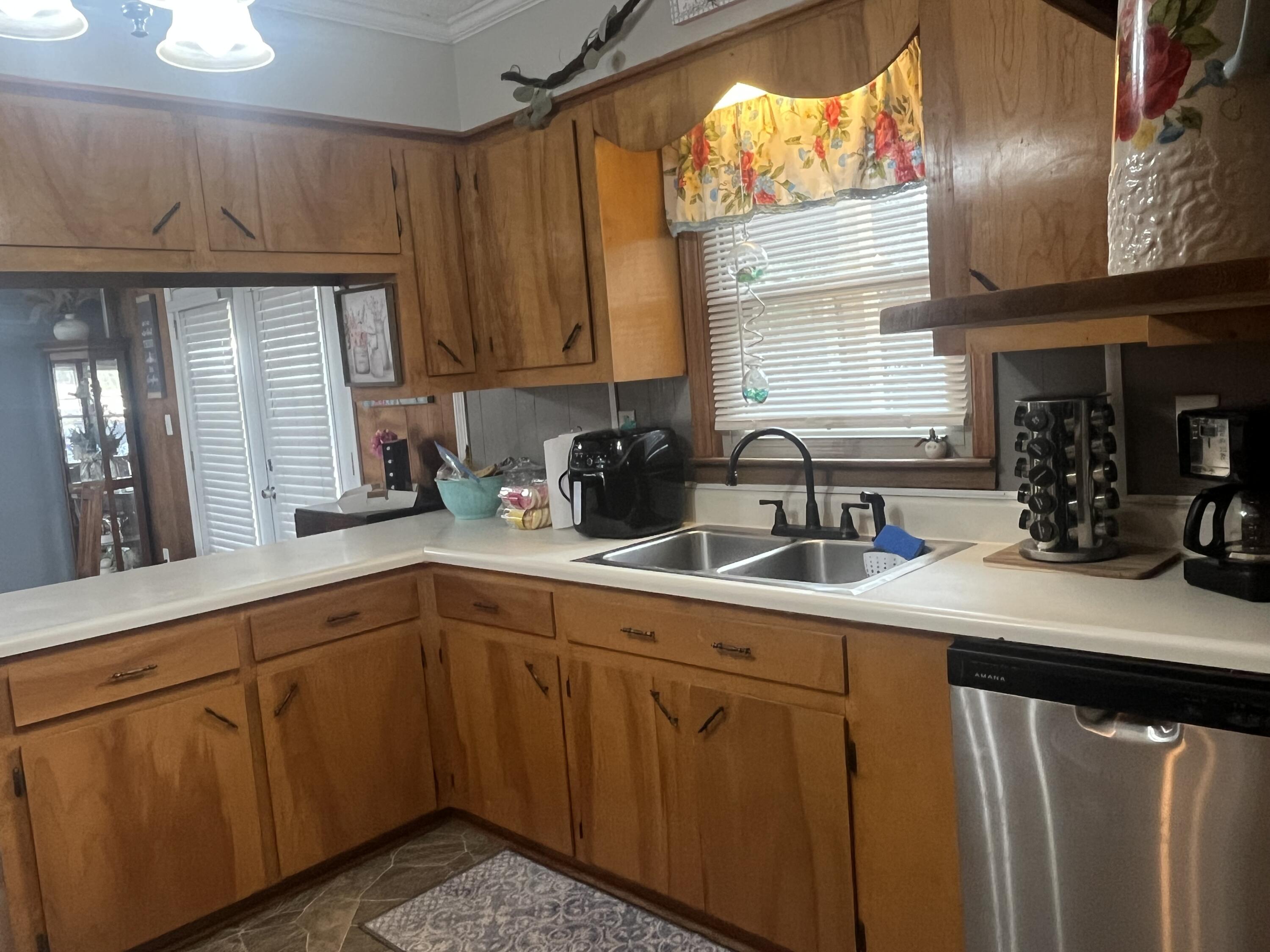 183 Dandridge Road Walterboro, SC 29488 - Photo 13 of 35 IMG_4737 (1)