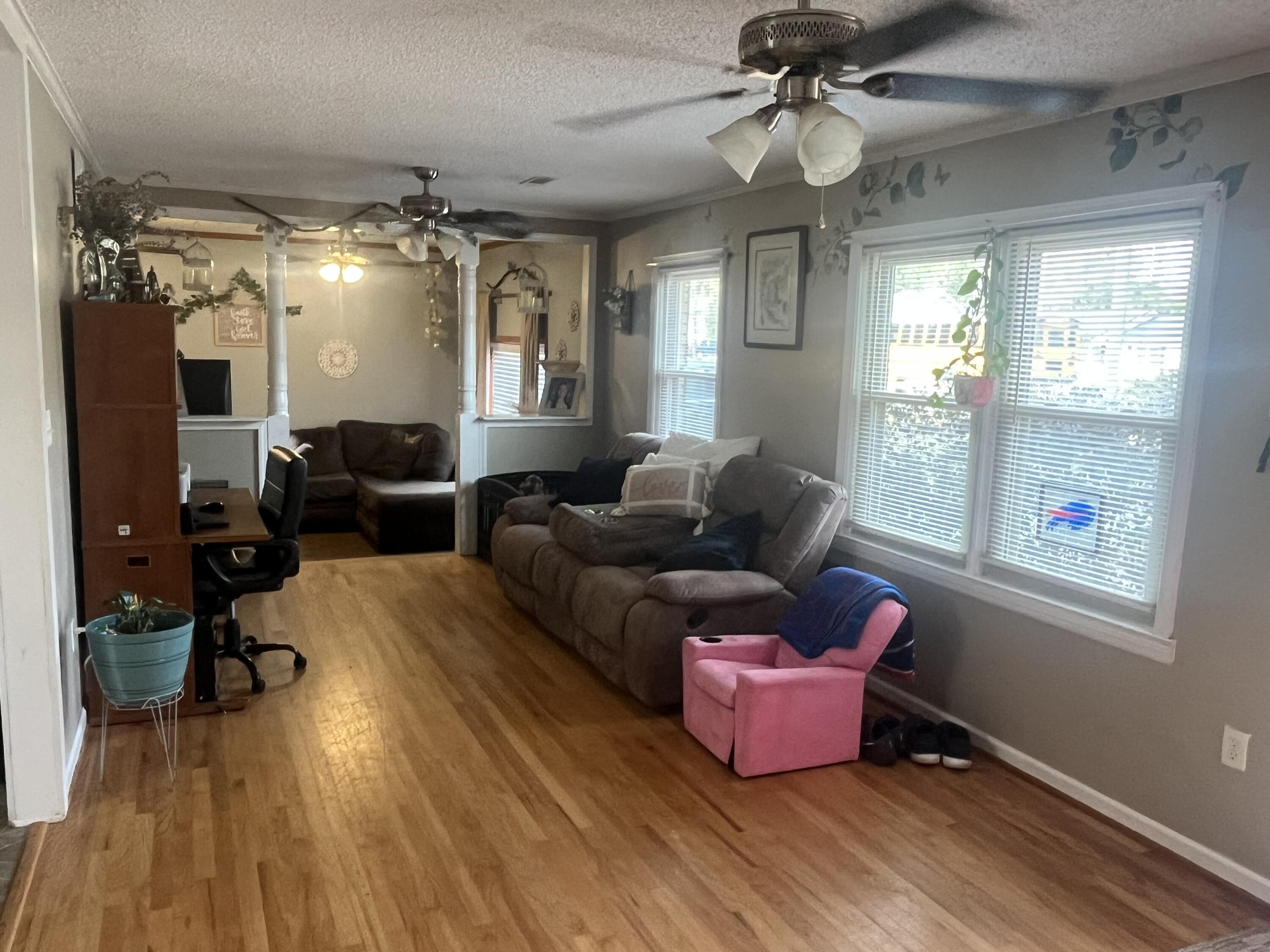 183 Dandridge Road Walterboro, SC 29488 - Photo 4 of 35 IMG_4753