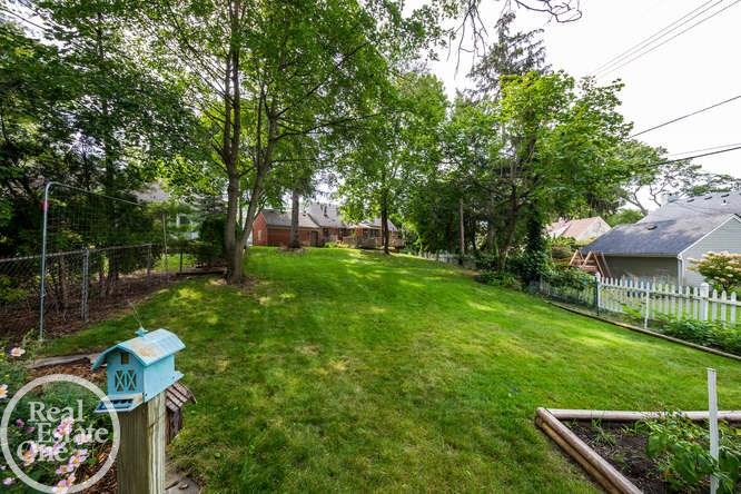 87 Ridge Road Grosse Pointe Farms, MI 48236 - Photo 41 of 43
