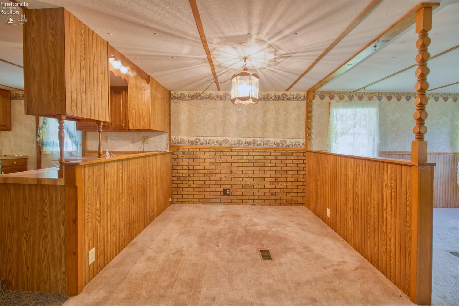 9918 Chapin Road Huron, OH 44839 - Photo 9 of 25 Gallery Image 9