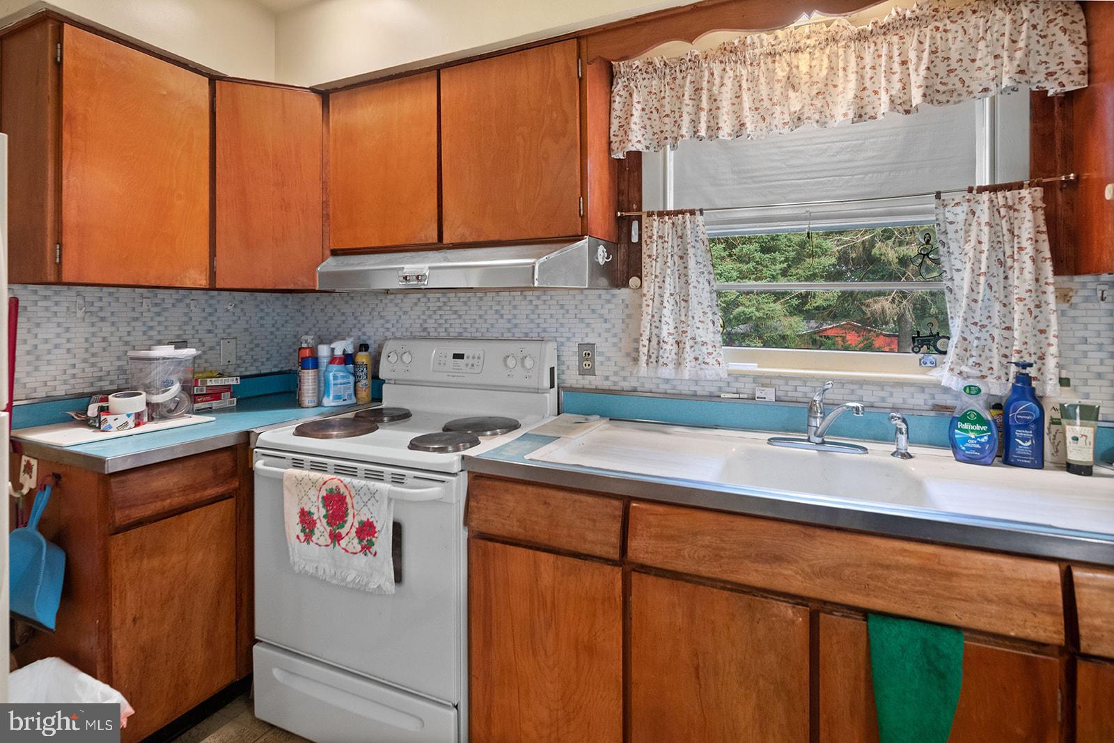 1481 Valley Road Glen Mills, PA 19342 - Photo 6 of 62 Gallery Image 6
