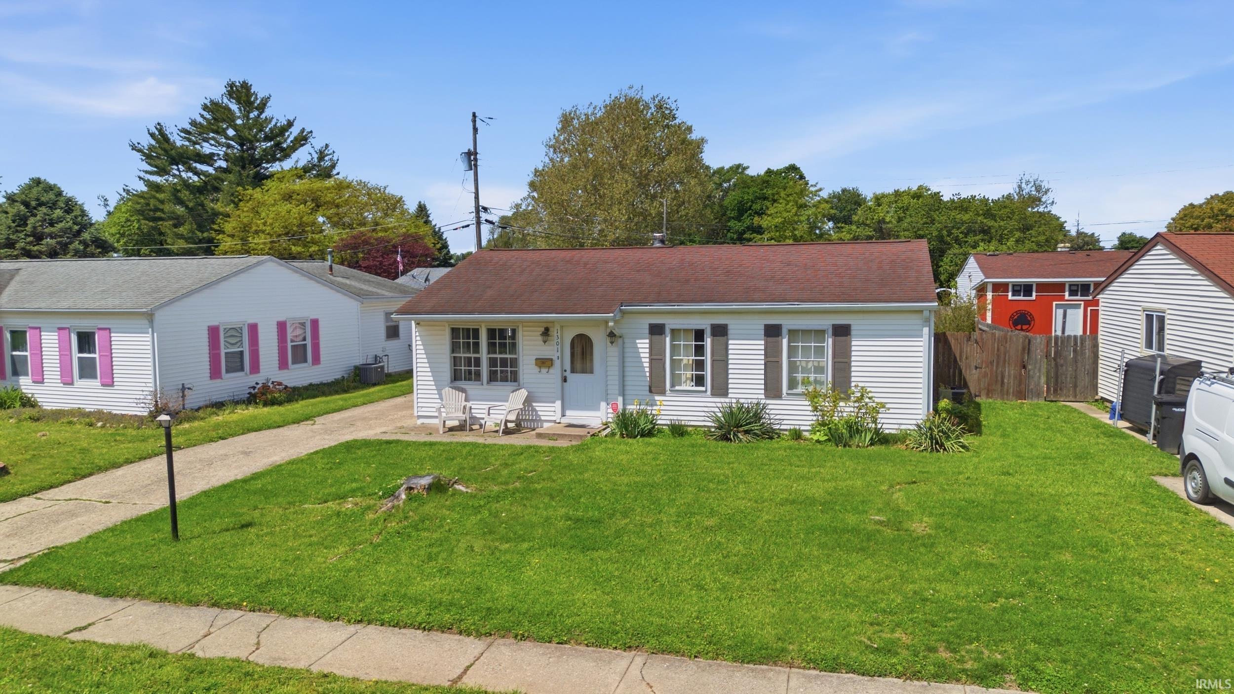 1301 Rochelle Drive Lafayette, IN 47909 - Photo 2 of 18