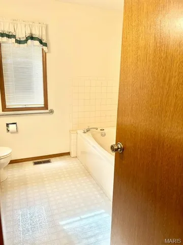 $265,000 | 1504 Woodland Circle, Mountain Grove, MO 65711