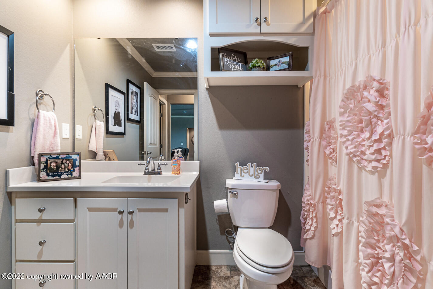 15421 Dowell Road Amarillo, TX 79119 - Photo 17 of 25 Main Bathroom