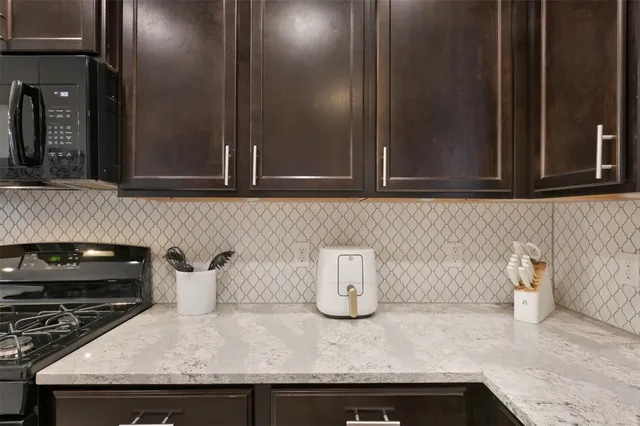 $3,800 | 9466 East Woodmark, Conroe, TX 77304