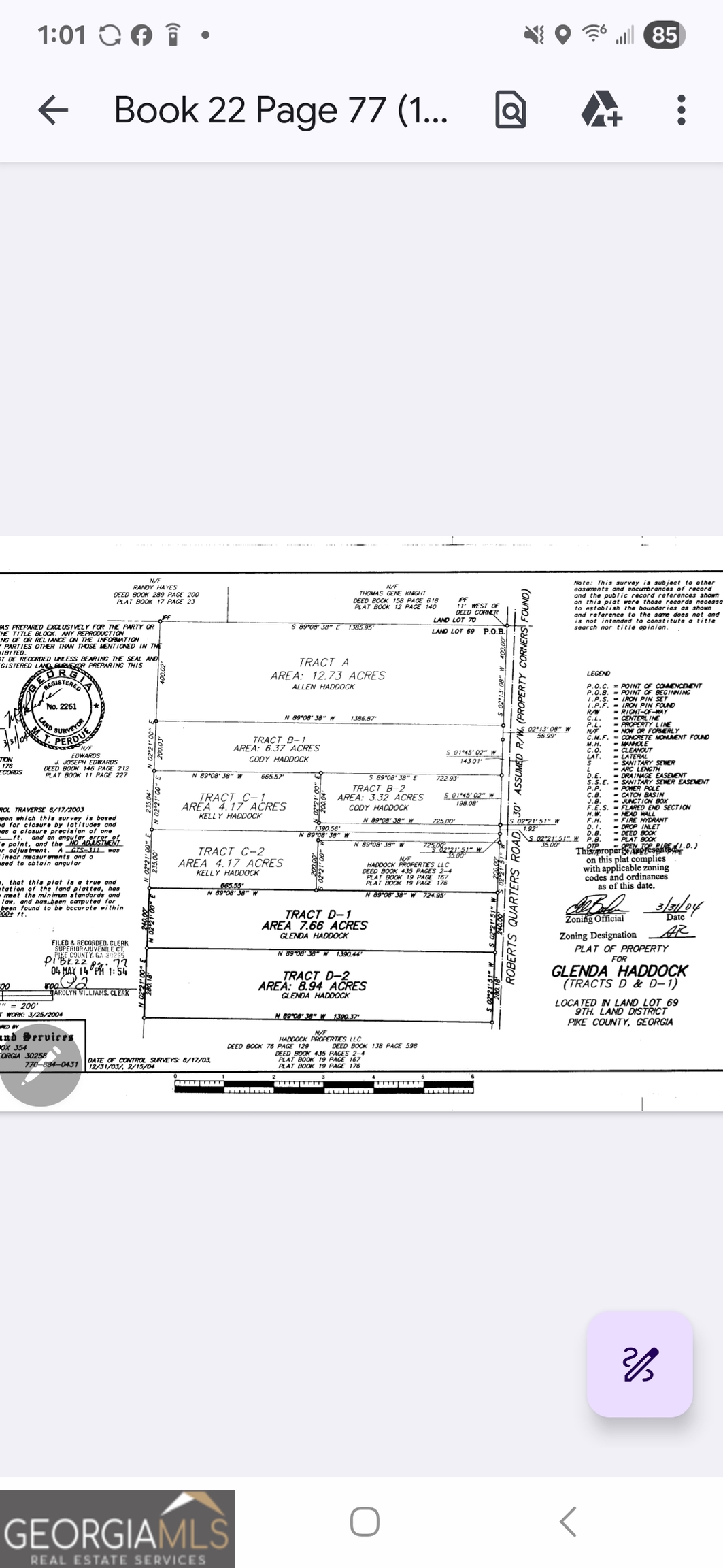 a picture of a black and white photo