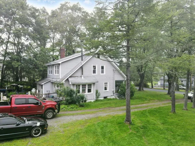 $279,900 | 300 Highway 590, Greeley, PA 18425