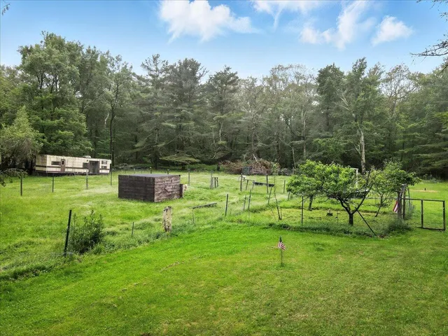 $279,900 | 300 Highway 590, Greeley, PA 18425