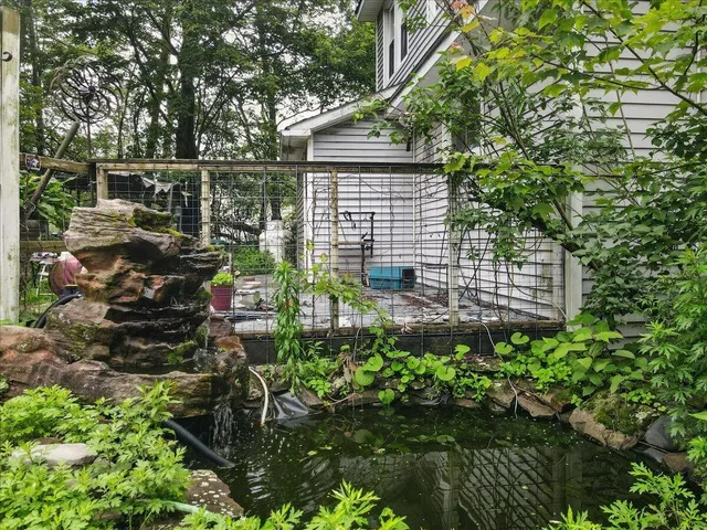 $279,900 | 300 Highway 590, Greeley, PA 18425