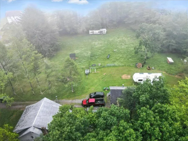 $279,900 | 300 Highway 590, Greeley, PA 18425