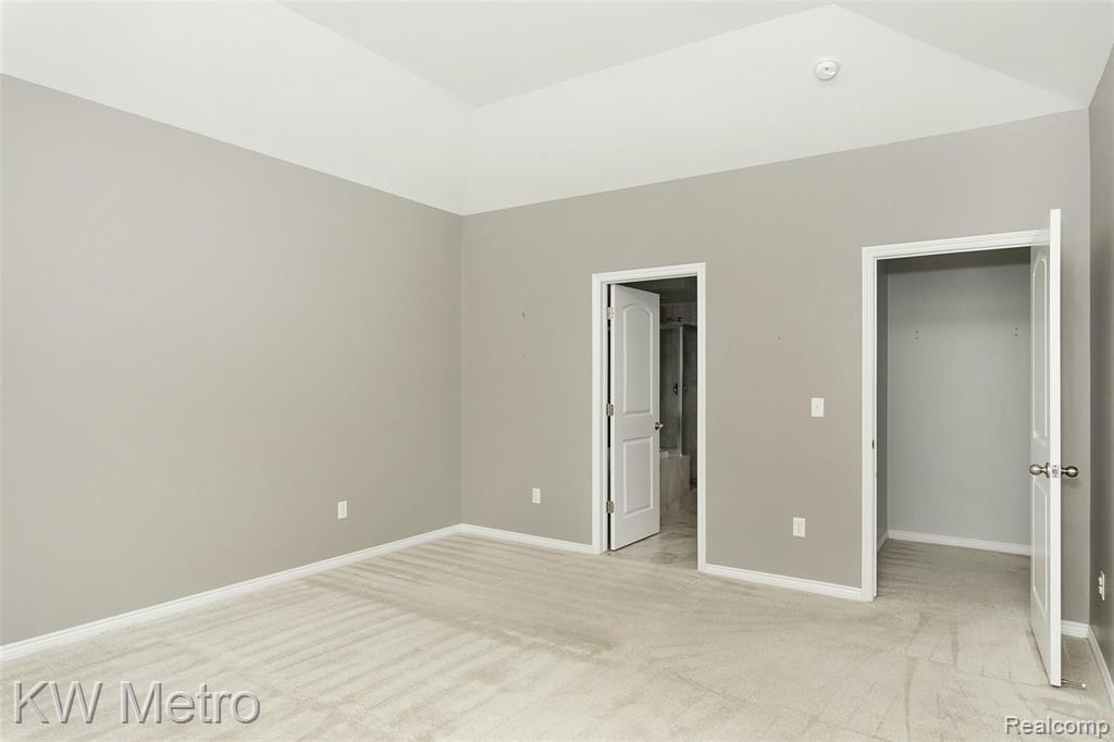 3795 Somerset Circle Rochester Hills, MI 48309 - Photo 20 of 43