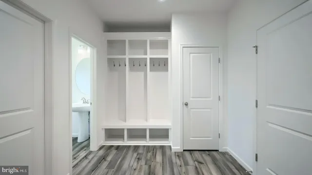wooden floor and closet in a room