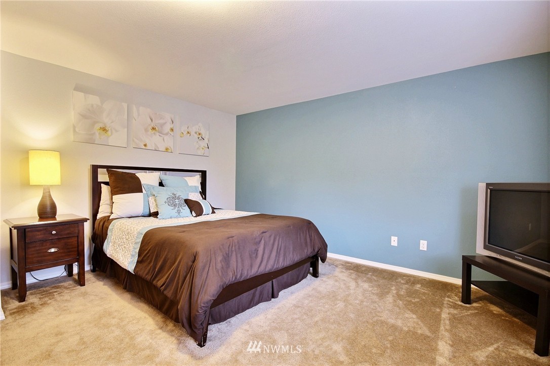 11645 Southeast 189th Place Renton, WA 98058 - Photo 14 of 25 Gallery Image 14