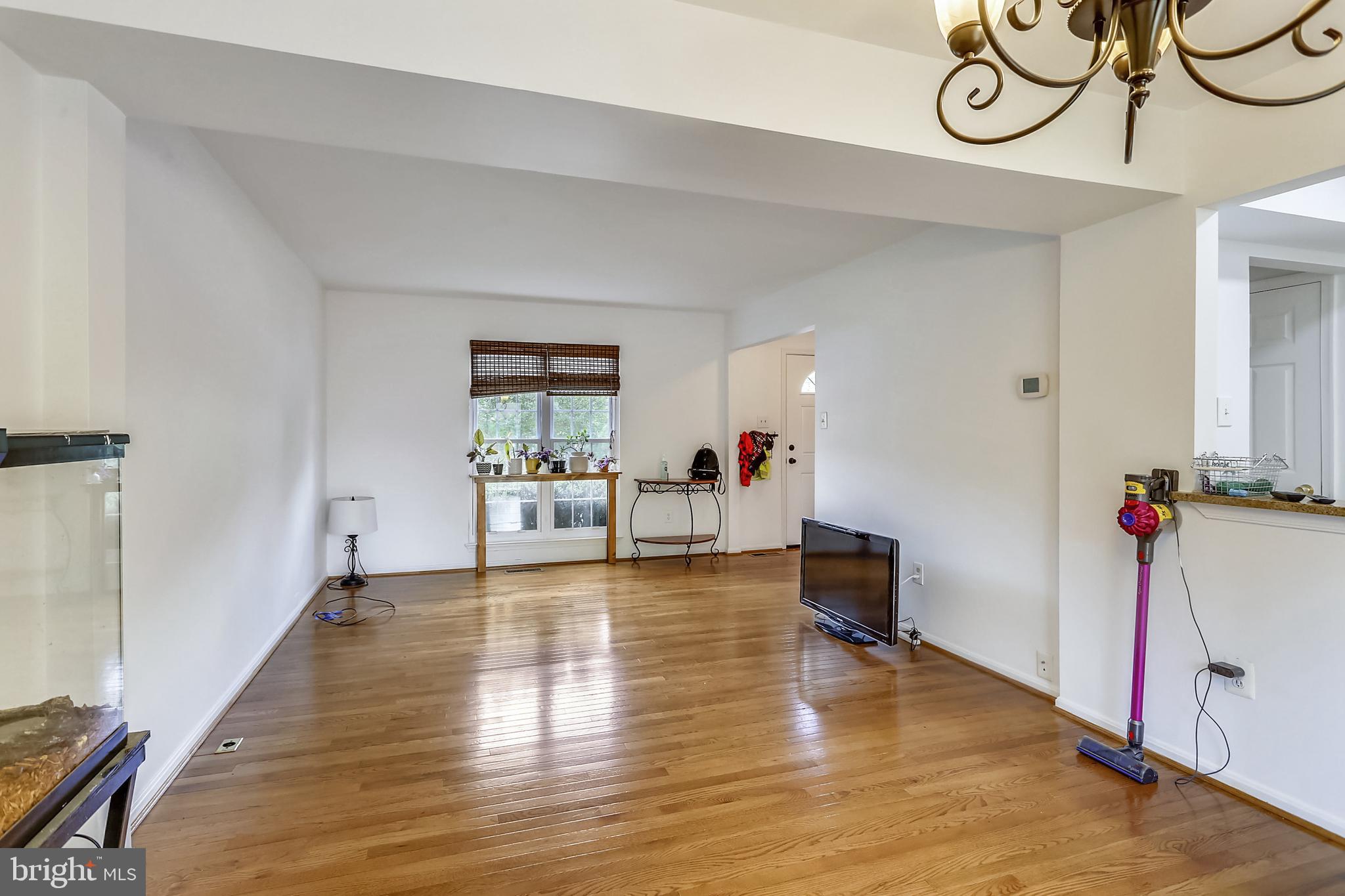14923 Ladymeade Circle Silver Spring, MD 20906 - Photo 7 of 36 Gallery Image 7