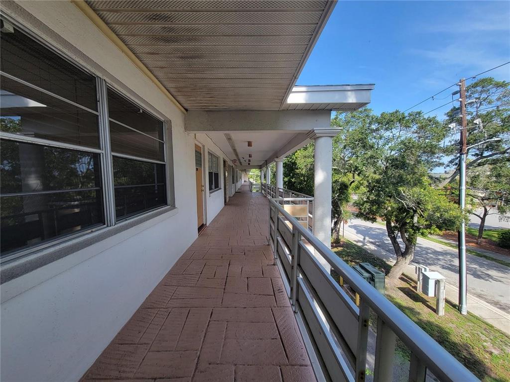 911 Washington Avenue Southwest, Unit 308 Largo, FL 33770 - Photo 20 of 24 a view of a balcony
