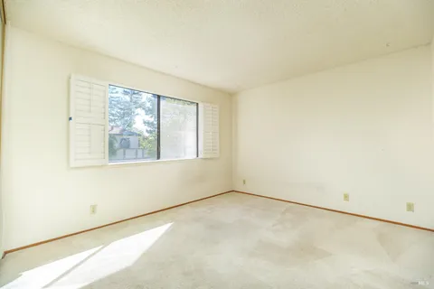 $550,000 | 306 Silvio Lane, Novato, CA 94947