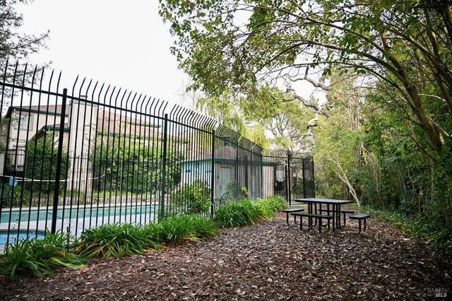 $550,000 | 306 Silvio Lane, Novato, CA 94947