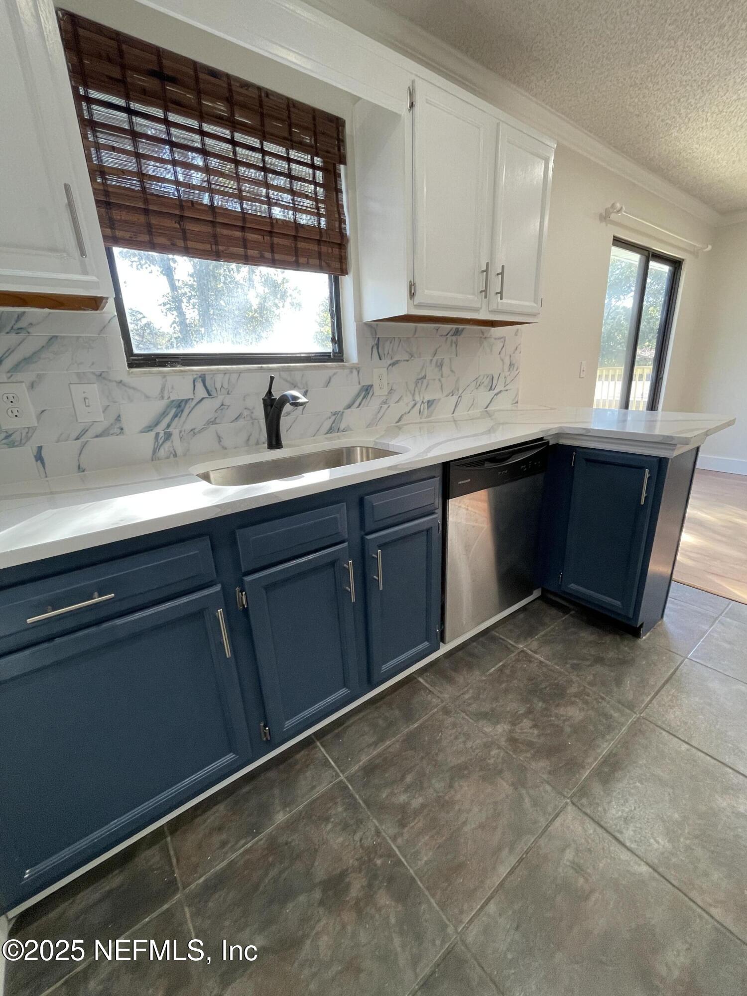 12042 Cap Ferrat Street Jacksonville, FL 32224 - Photo 5 of 29 IMG_6999