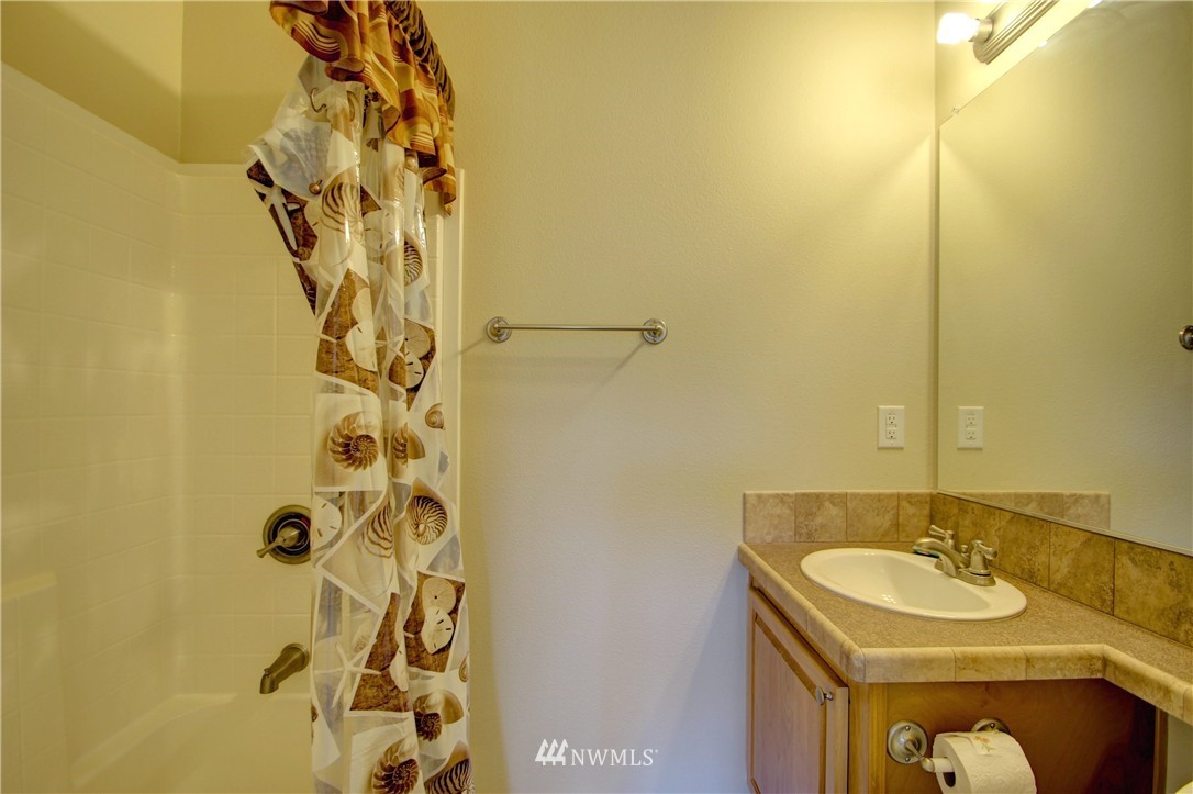 3758 North Hoffman Road Oak Harbor, WA 98277 - Photo 16 of 25 Gallery Image 16