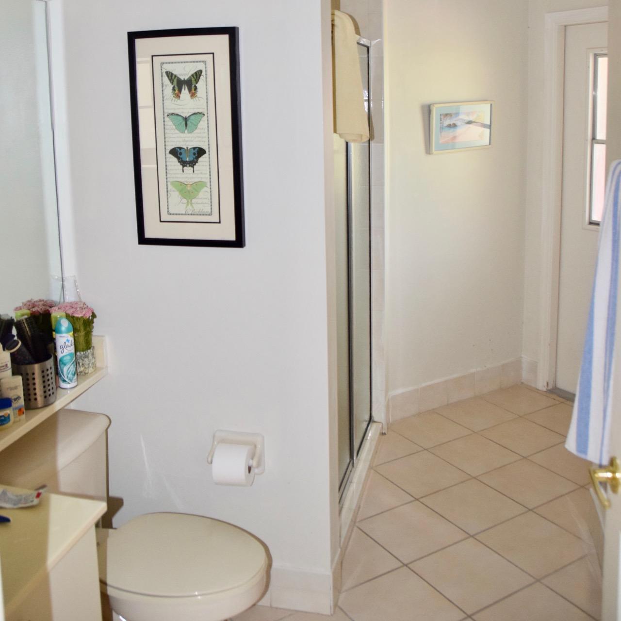 12353 Riverfalls Court Boca Raton, FL 33428 - Photo 17 of 37 bathroom 2