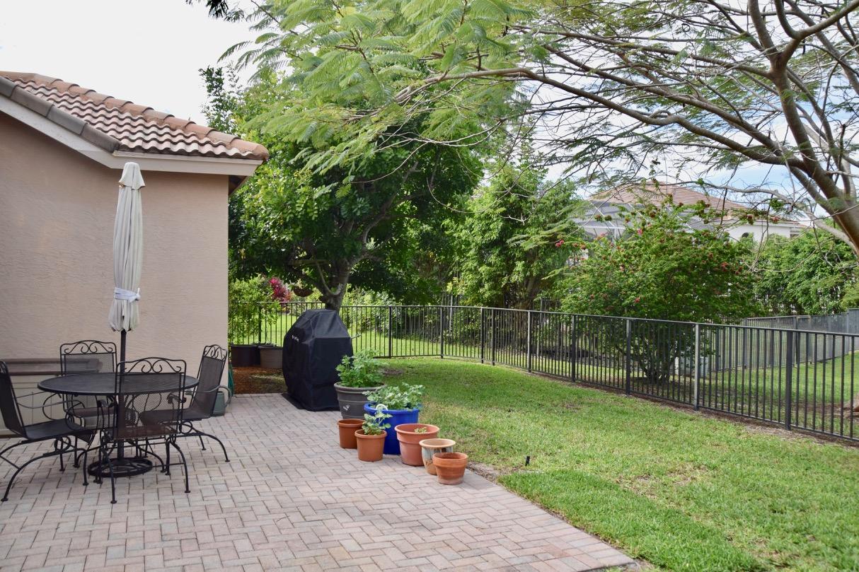 12353 Riverfalls Court Boca Raton, FL 33428 - Photo 19 of 37 backyard 2