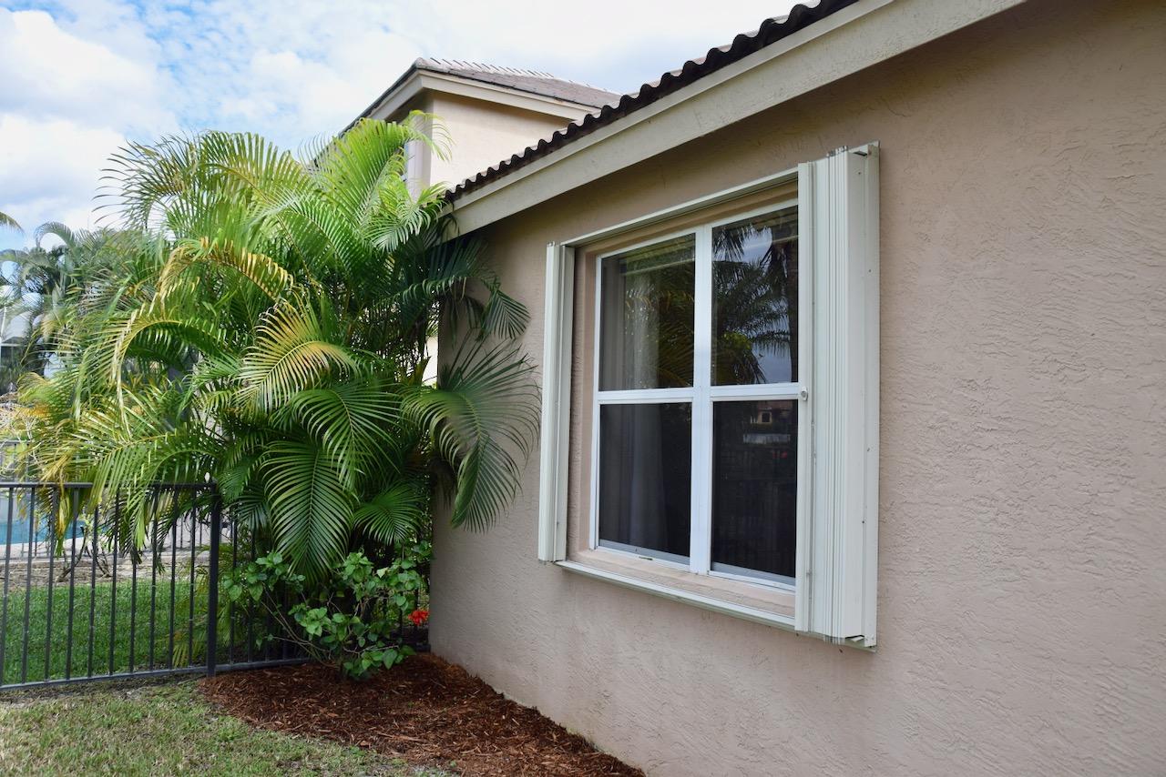 12353 Riverfalls Court Boca Raton, FL 33428 - Photo 22 of 37 shutter