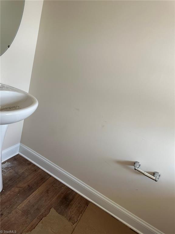 3215 Alyssa Way High Point, NC 27265 - Photo 3 of 23 Gallery Image 3