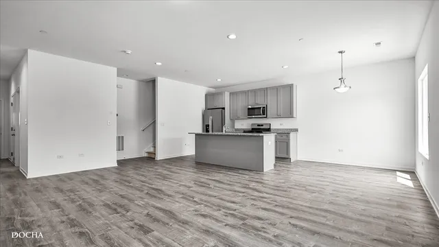 $299,500 | 1216 Gillespie Lane, Yorkville, IL 60560