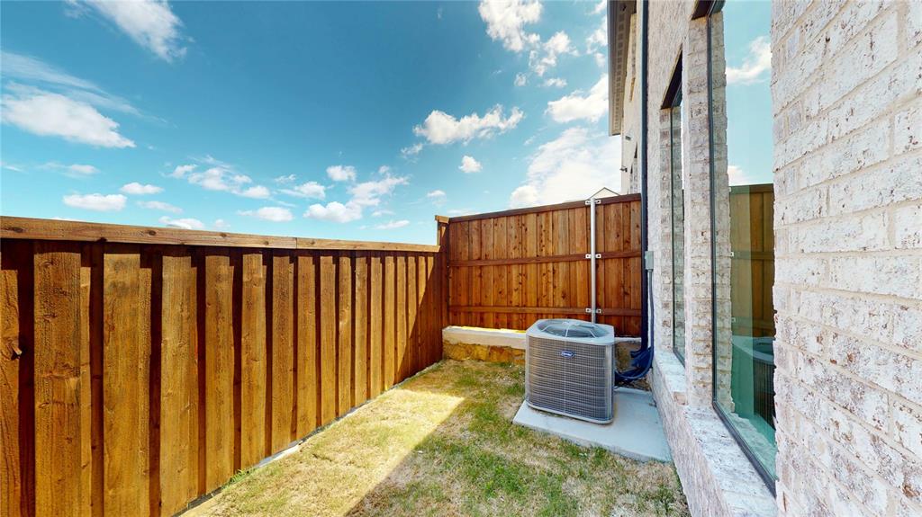 4439 Fatima Drive Irving, TX 75062 - Photo 28 of 30